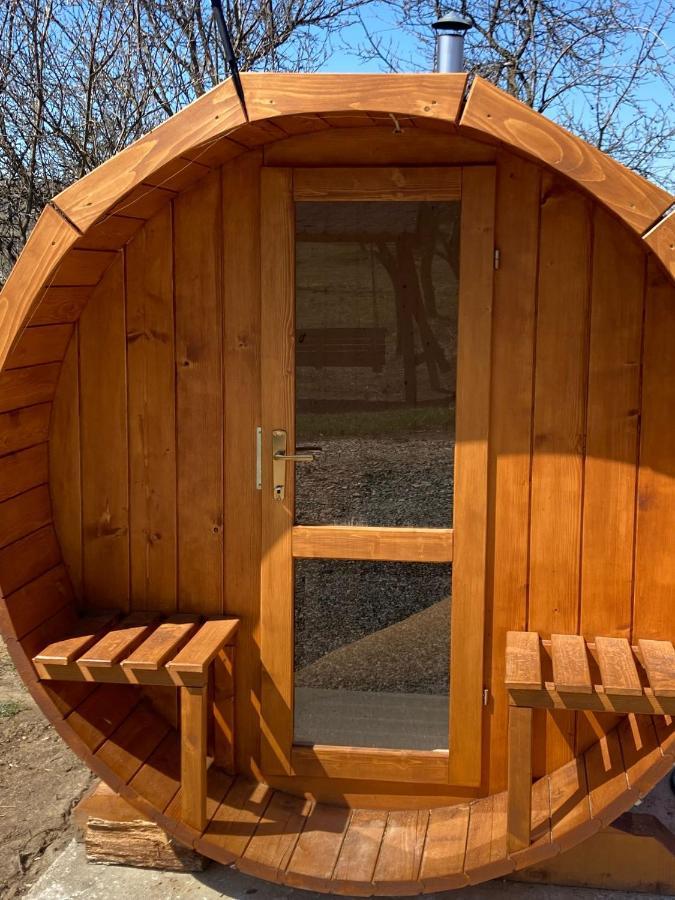 Cabanele Lu' Dinu Curtea De Arges Luaran gambar